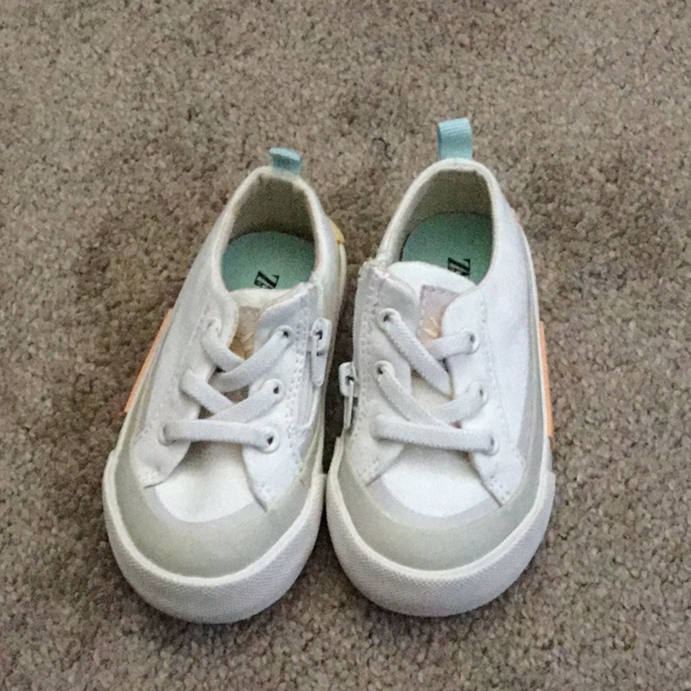 Zara Baby pastel colorblock strech laces low top sneakers in 21